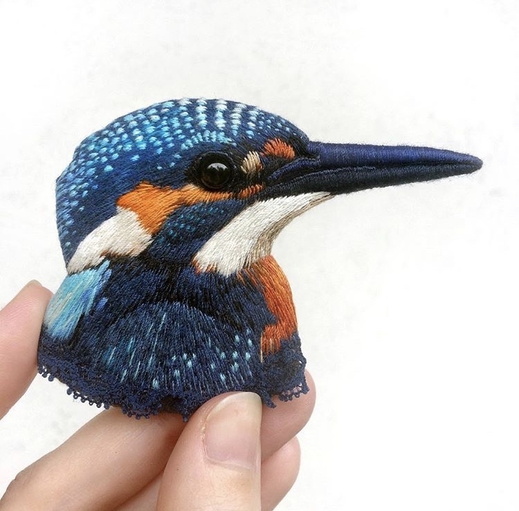 Paulina Bartnik 刺繡鳥 22.jpg