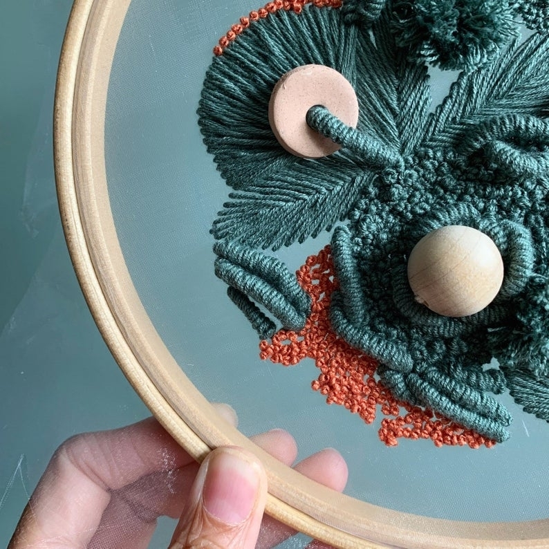 Helen Wilde 刺繡 D 02.jpg