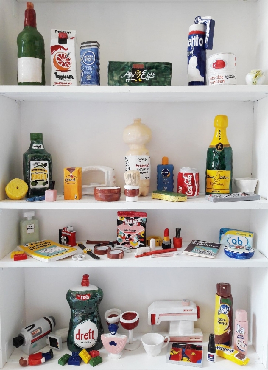手捏黏土纪录生活!艺术家 Louise Daneels 将日常小物幻化为写实黏土摆饰 img 1566893280 80105@900 - 手捏黏土纪录生活!艺术家 Louise Daneels 将日常小物幻化为写实黏土摆饰