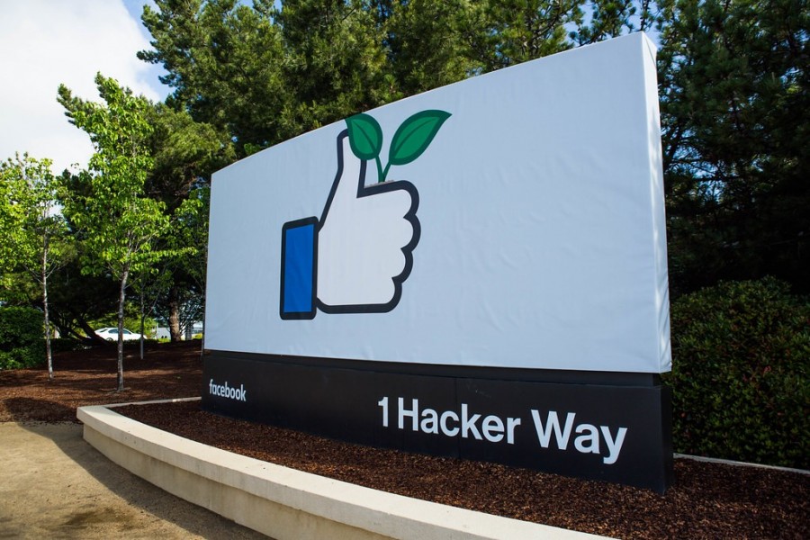 fb-ceo-hacker-way
