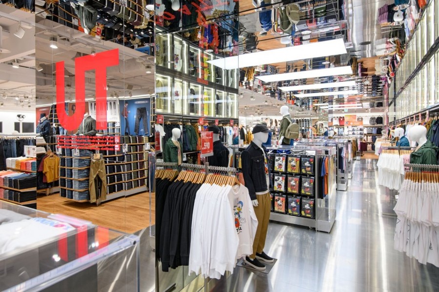att_UNIQLO ATT 4 FUN信義店-UT光廊-3.jpg