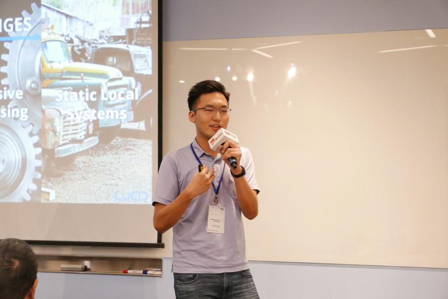 iov-ai-blockchain-v2x-iot-salon-7.JPG