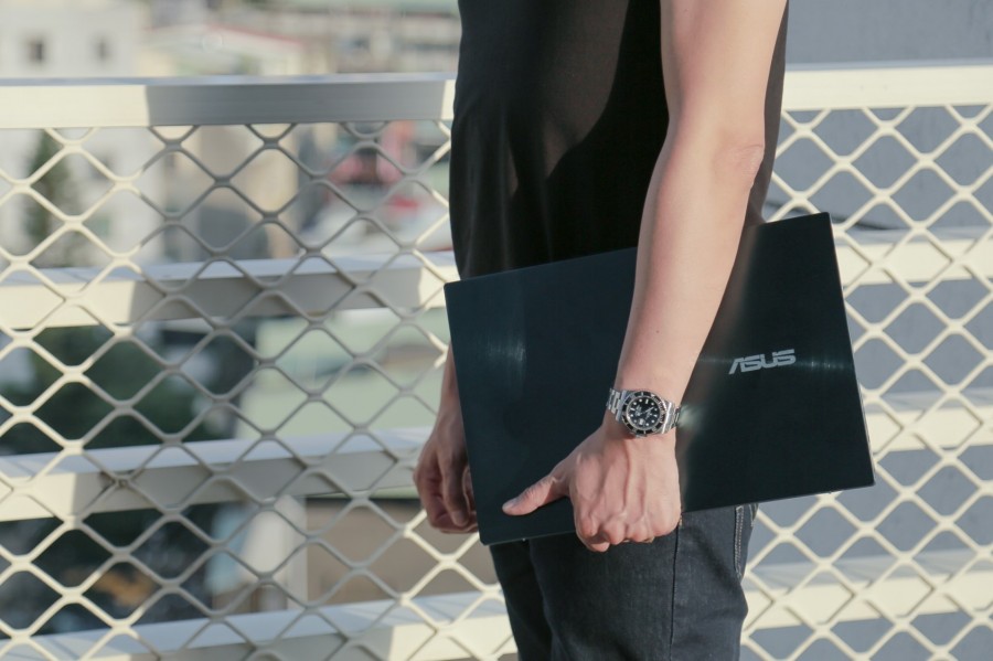 ASUS ZenBook Pro Duo(修圖)