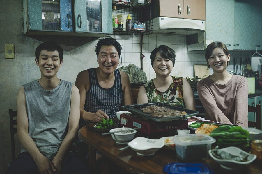 寄生上流 劇照 IMDB.jpg