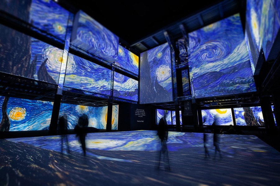 02 再見梵谷-光影體驗展 主投影區《星夜》.jpg