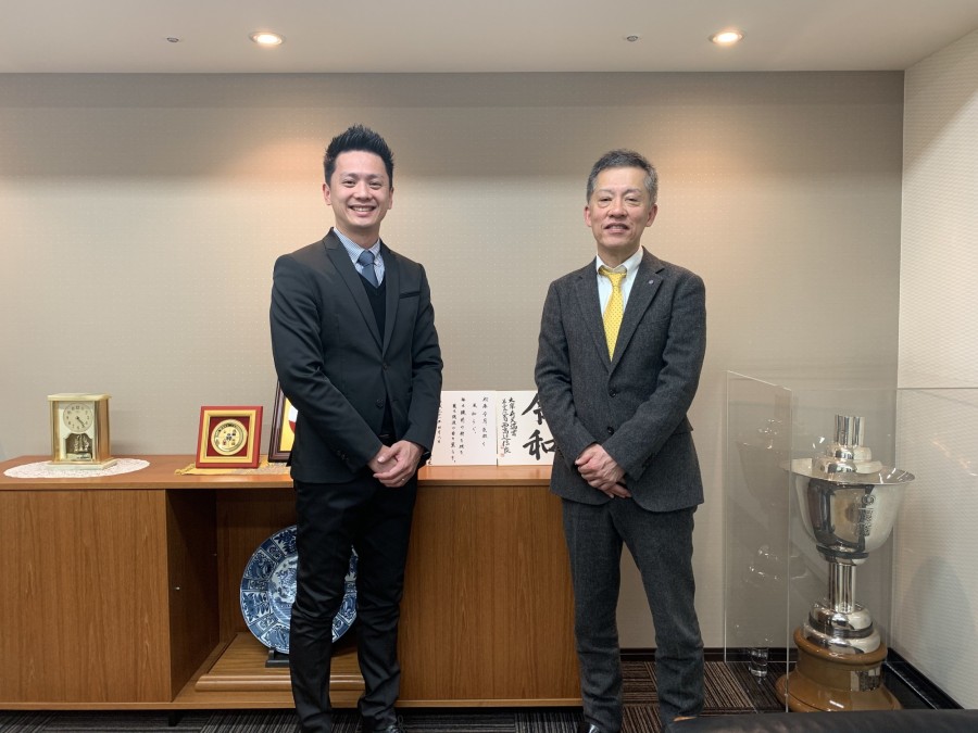 圖片一Golface執行長與西日本新聞社社長 柴田建哉先生.jpg