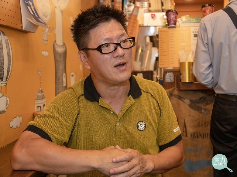 cama café創辦人何炳霖_食力