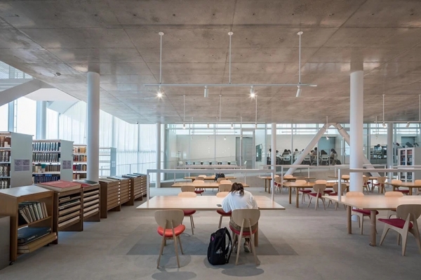 美感圖書館 1 妹島和世操刀 日本女子大學新圖書館 打造輕盈且開放的閱讀氛圍 Shoppingdesign