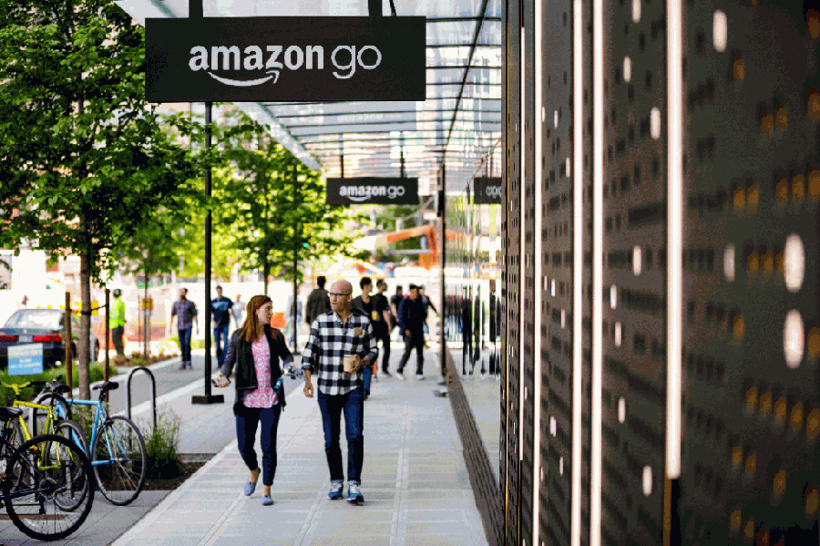華麗轉身的智慧科技使用書 聽聽全家便利商店 Amazon台灣怎麼說