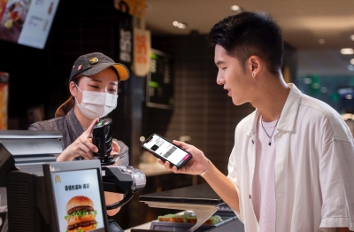 麥當勞、王品、鬍鬚張「暫停雙北門市內用」，還有哪些餐飲集團備戰中？｜數位時代 BusinessNext