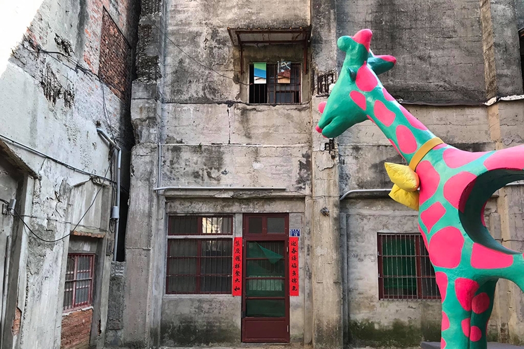 工業地景 大煙囪科技藝術村落 新竹六燃大煙囪廠房一期jpg