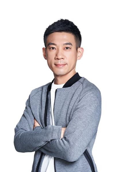 龔大中