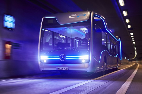 Mercedes Benz Future Bus