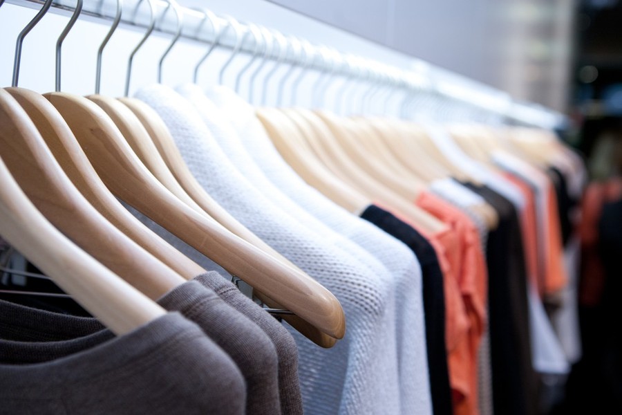 closet shutterstock