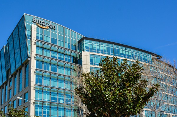 非商業用 Amazon jejim Shutterstock.com
